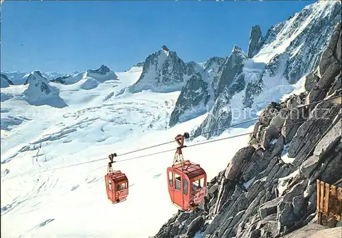 Seilbahn Vallee Blanche Aiguille du Midi Tour Rande Tacul Grand Capucin  / Bahnen /