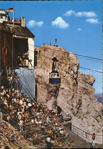 Seilbahn Zugspitze Hotel Schneefernerhaus  / Bahnen /