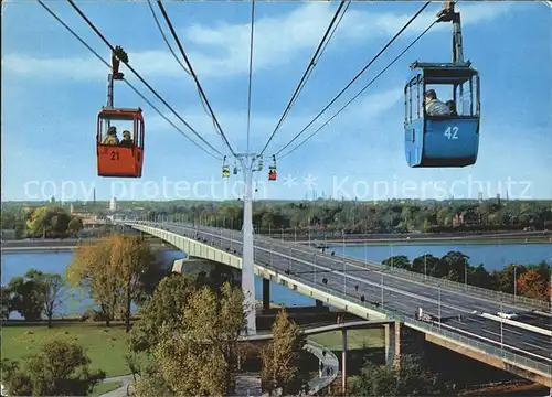 Seilbahn Koeln am Rhein Zoobruecke  / Bahnen /