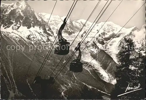 Seilbahn Brevent Chamonix Aiguille du Midi Mont Blanc Dome du Gouter  / Bahnen /