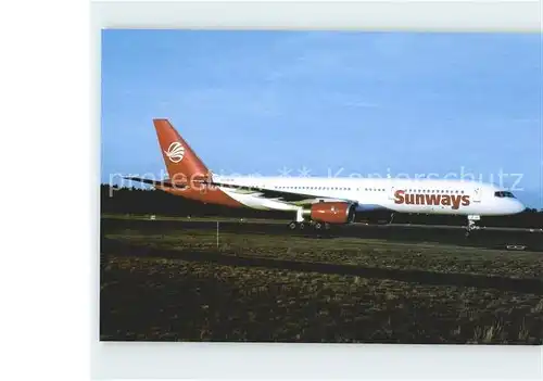 Flugzeuge Zivil Sunways Airlines B757 236 SE DSK c n 25592 453 Kat. Airplanes Avions