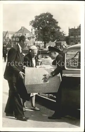 Adel Niederlande Koenigin Juliana Prinz Bernhard Prinzessin Prinzessin Marijke Leeuwarden Piet Hein Kat. Koenigshaeuser