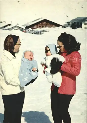 Adel Niederlande Winterurlaub Lech Prinzessin Beatrix Prinzessin Margriet  Kat. Koenigshaeuser