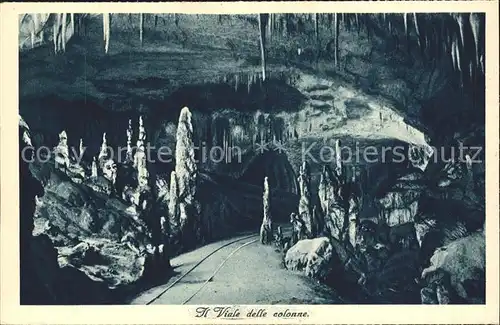 Hoehlen Caves Grottes Viale delle colonne Postumia  Kat. Berge