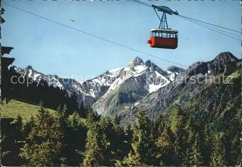 Bergbahn Nebelhornbahn Seilbahn mit Trettachspitze Allgaeuer Alpen Kat. Bergbahn