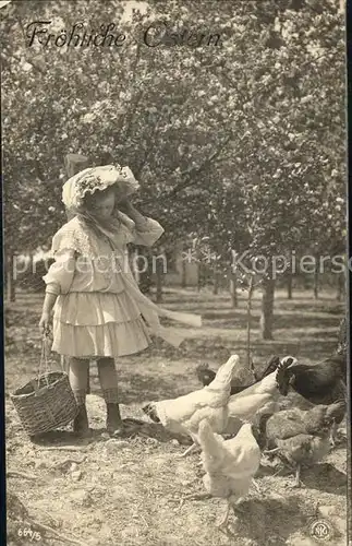 Foto NPG Nr. 664 5 Kind Huehner Hahn Ostern Kat. Neue Photographische Gesellschaft