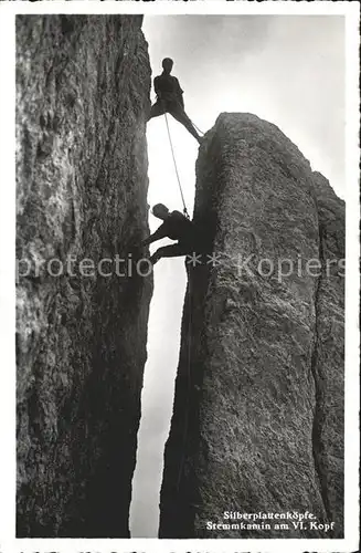 Bergsteigen Klettern Silberplattenkoepfe Stemmkamin VI. Kopf  / Sport /