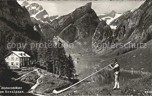 Alphorn Alphornblaeser Seealpsee  Kat. Musik