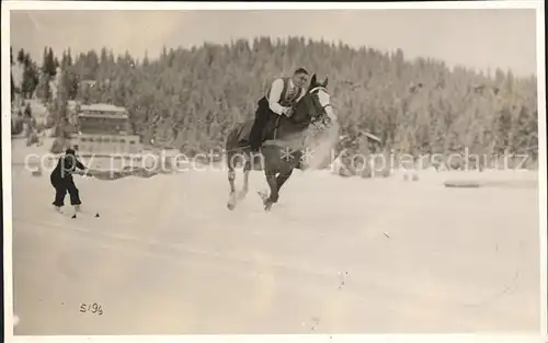 Wintersport Skijoering Skifahrer Pferd  Kat. Sport