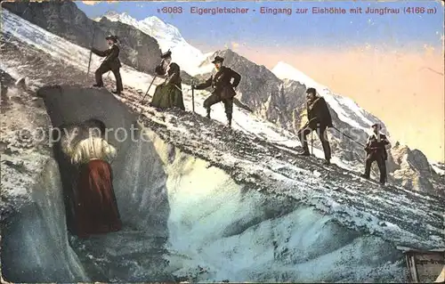 Bergsteigen Klettern Eigergletscher Eingang Eishoehle Jungfrau / Sport /