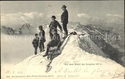 Bergsteigen Klettern Bergsteiger Gipfel Jungfrau / Sport /