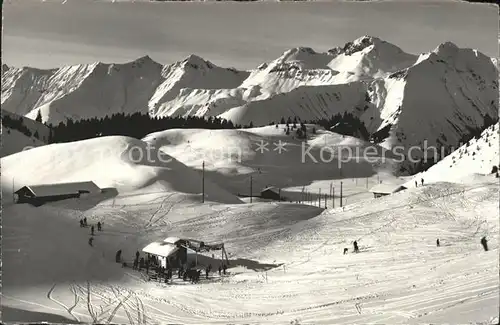 Skilift Eisigenalp Dreimaennler Weisse Fluh Erbet Winterhorn Kat. Bahnen