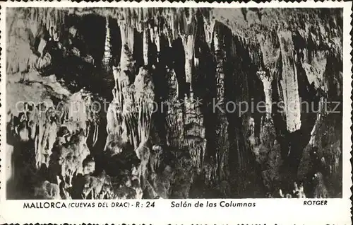 Hoehlen Caves Grottes Mallorca Cuevas del Drac Salon de las Columnas Kat. Berge
