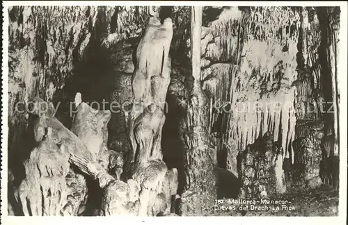 Hoehlen Caves Grottes Mallorca Manacor Cuevas del Drach La Foca Kat. Berge