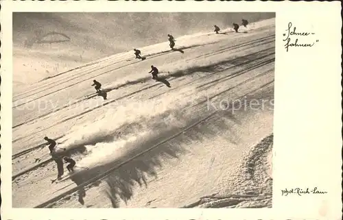 Ski Abfahrt Foto Risch Lau Nr. 8721  Kat. Sport