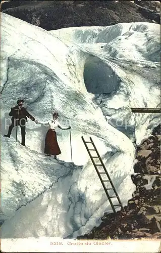Gletscher Grotte du Glacier Bergsteigen Wanderung Kat. Berge