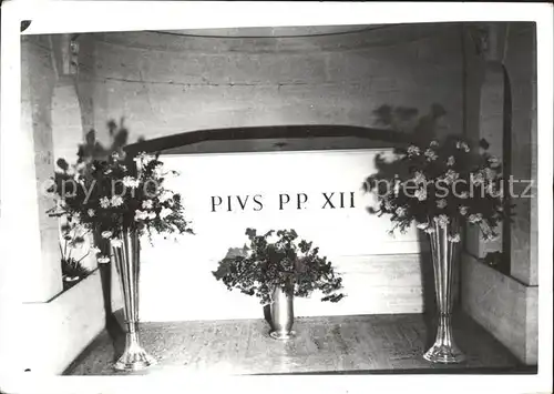 Papst Pius PP XII Grabmal  Kat. Religion