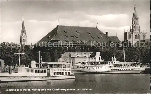 Dampfer Seitenrad Stadt Meersburg Konstanz Hafenpartie Konziliumsgebaeude Muenster Kat. Schiffe
