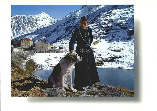 Bernhardiner Hospice Grand Saint Bernard Priester  Kat. Tiere