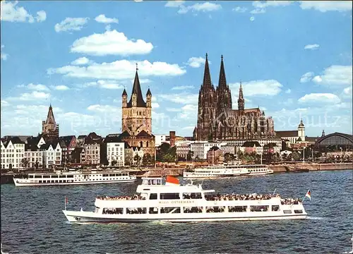 Motorschiffe Koeln am Rhein Rheinufer Dom Dampferanlegestellen Kat. Schiffe