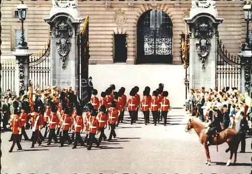 Leibgarde Wache Guards Buckingham Palace  Kat. Polizei