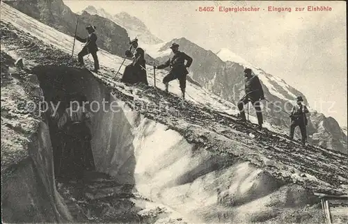 Bergsteigen Klettern Eigergletscher Eishoehle  Kat. Bergsteigen