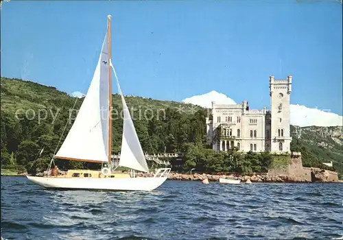 Segelboote Trieste Castello di Miramare  Kat. Schiffe