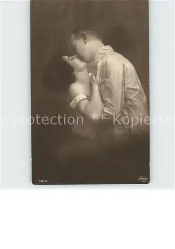 Foto Amag Nr. 111 3 Paar Liebe Kuss  Kat. Fotografie