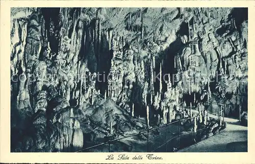 Hoehlen Caves Grottes Sala delle Trine Postumia  Kat. Berge