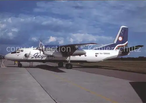 Flugzeuge Zivil Yakutia Airlines AN 26 RA 26660 c n 8008 Kat. Airplanes Avions