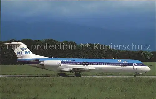 Flugzeuge Zivil KLM Royal Dutch Airlines Fokker 100 PH KLE cn 11270 Kat. Airplanes Avions