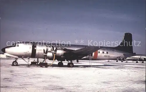 Flugzeuge Zivil Universal DC 6B N6575C  Kat. Airplanes Avions