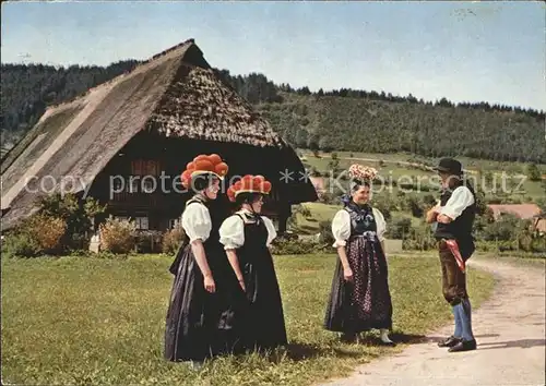 Schwarzwald Gutacher und Lossburger Schwarzwaldtrachten Bauernhaus Kat. Regionales