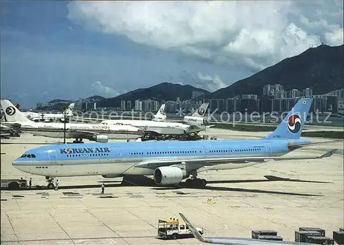 Flugzeuge Zivil Korean Air A330 322 HL 7551 c n 172 Kat. Airplanes Avions