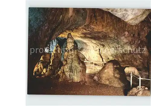 Hoehlen Caves Grottes Kristallgrotte Dechenhoehle Kat. Berge