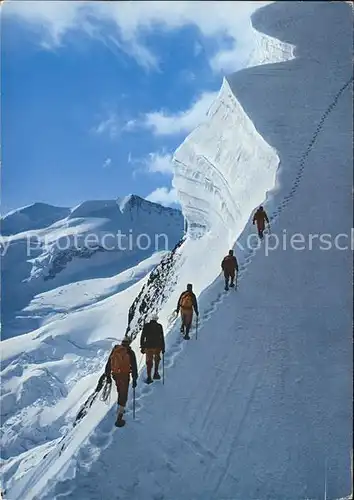 Bergsteigen Klettern Aufstieg Biancograt Piz Bernina / Sport /