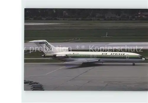 Flugzeuge Zivil Air Afrique Boeing 727 2H9 YU AKK c n 22665 1786 Kat. Airplanes Avions