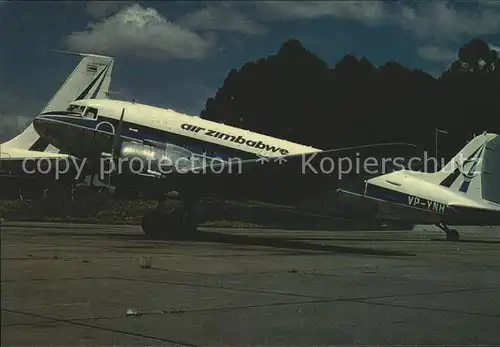 flugzeuge zivil VP YNH Douglas DC 3 C 47B c n 32954 Air Zimbabwe Kat. Airplanes Avions