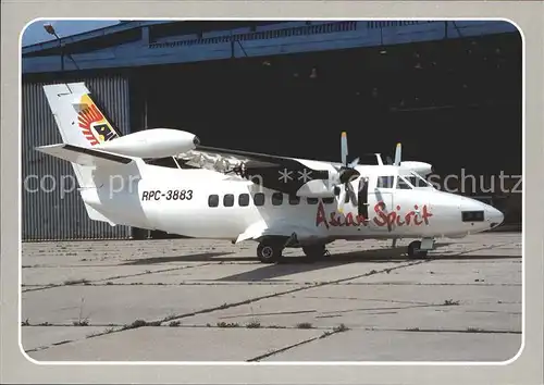 Flugzeuge zivil Asia Spirit LET L 410 UVP E RP C3883 Bratislava Kat. Airplanes Avions