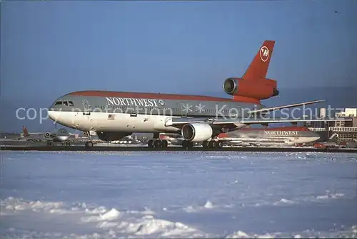 Flugzeuge zivil Northwest DC10 30 N220NW MSP International Airport Kat. Airplanes Avions