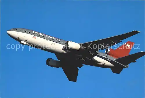 Flugzeuge Zivil Northwest Airlines McDonnell Douglas DC 10 30  Kat. Airplanes Avions