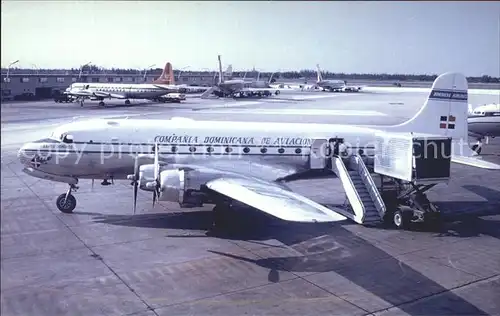 Flugzeuge Zivil Compania Dominicana De Aviacion Douglas DC 4 HI 42 Kat. Airplanes Avions