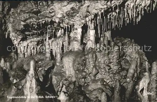 Hoehlen Caves Grottes Tropfsteinhoehle Fraenkische Schweiz  Kat. Berge