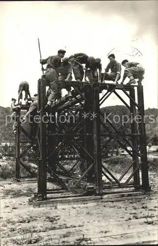 Militaria Belgien Armee Belge Construction d un element de pont 