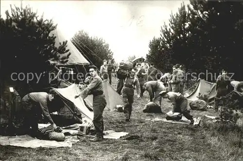Militaria Belgien Armee Belge Apres une nuit sous la tente 