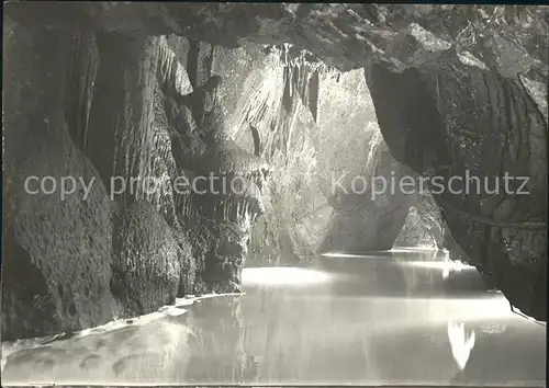 Hoehlen Caves Grottes Moravsky Kras Pohadkove jezero Podzemni reky Punkvy  Kat. Berge