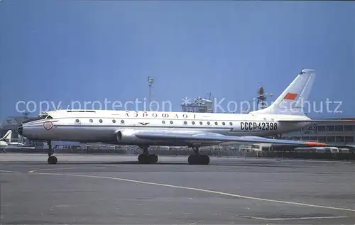 Flugzeuge Zivil Tupolev 104A CCCP 42398 c n 9350903 Aeroflot  Kat. Airplanes Avions