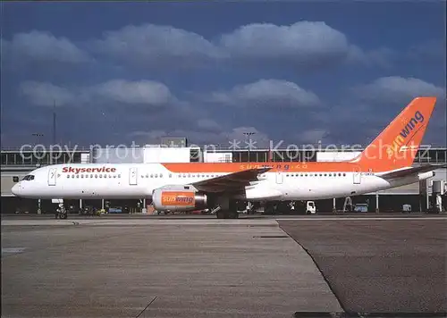 Flugzeuge Zivil Skyservice Airlines Sunwing Vacations Airbus A 321 236ER C GMYH c n 25053 358 Kat. Airplanes Avions