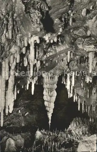 Hoehlen Caves Grottes Teufelshoehle Fraenkische Schweiz Kaiser Barbarossa  Kat. Berge
