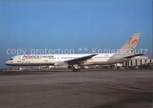 Flugzeuge Zivil Avianca colombia (Alliance Summa col.) Boeing 757 2YO (ER)
EI CEZ c n 26154 486 Kat. Airplanes Avions